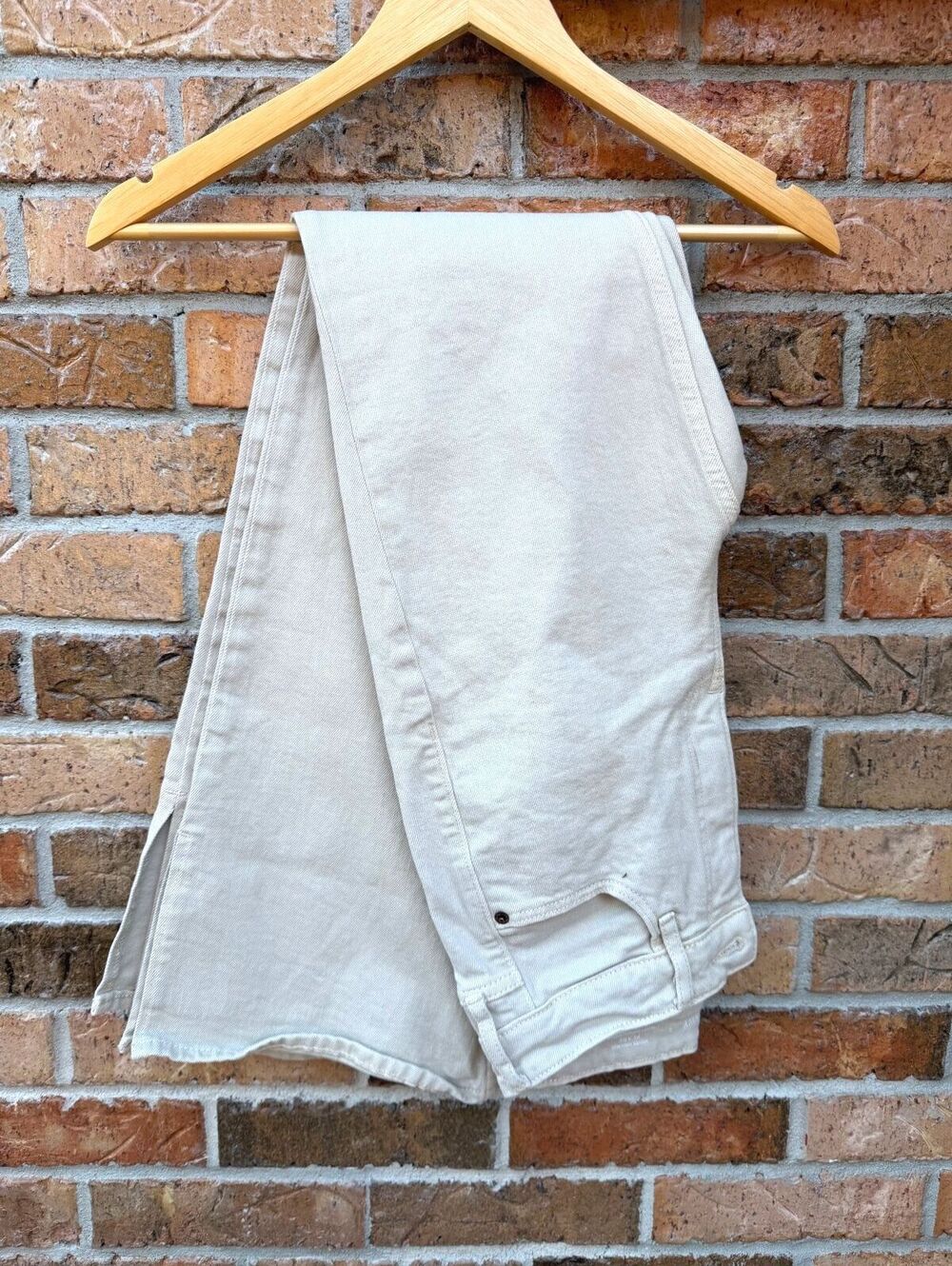 Old Navy High Rise Flare Jeans Size 2 Cream Ecru Side Slit